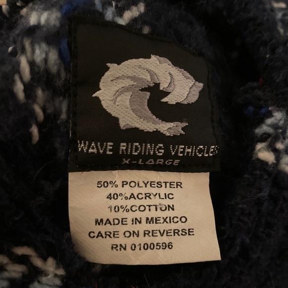 Wave Riding Vehicle Pullover - Picture 2 of 2